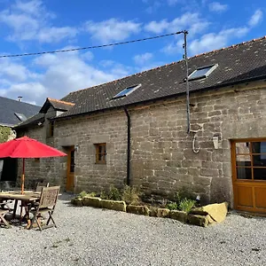 Villa Grand Gite Relax A La Campagne, Guern